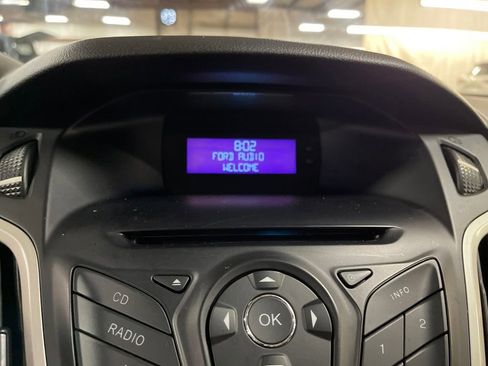 Used 2012 Ford Focus SE w/ SE Winter Pkg image 19