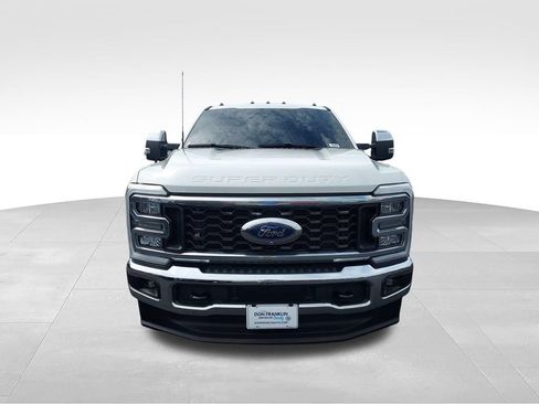 Used 2025 Ford F350 Lariat w/ Chrome Package AWD/4WD image 8
