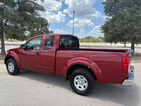 Used 2014 Nissan Frontier S RWD image 23