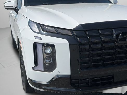 Used 2024 Hyundai Palisade Calligraphy AWD/4WD image 9
