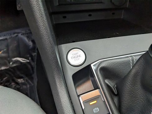 Certified 2022 Volkswagen Taos S image 26