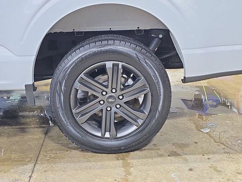 Used 2022 Ford F150 XLT w/ Equipment Group 302A High image 33