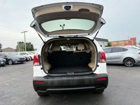 Used 2013 Kia Sorento LX FWD image 6