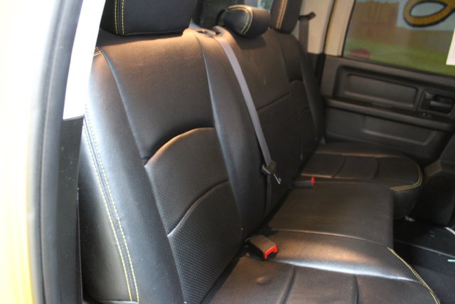 Used 2019 RAM 1500 Express w/ Wheel & Sound Group AWD/4WD image 9