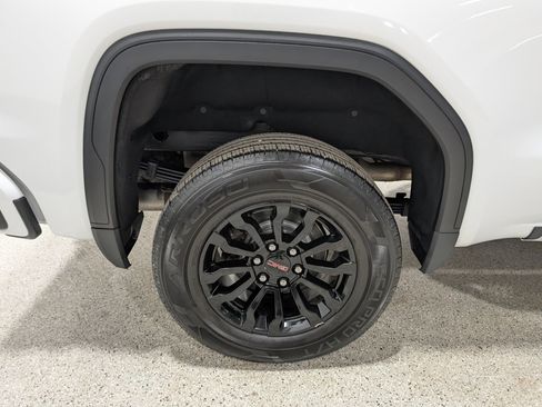 Used 2023 GMC Sierra 1500 AT4X AWD/4WD image 14