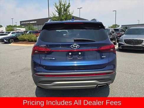 Used 2023 Hyundai Santa Fe SEL w/ Winter Weather Package AWD/4WD image 4