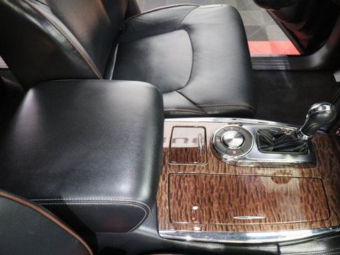 Used 2020 Nissan Armada Platinum w/ Captain's Chairs Package RWD image 55