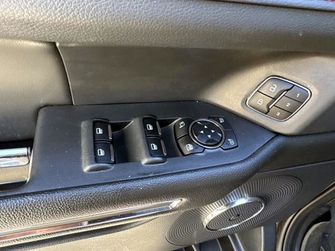 Used 2024 Ford Expedition Max Limited image 8