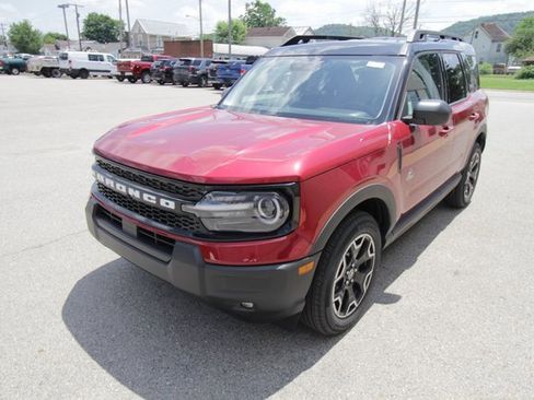 New 2025 Ford Bronco Sport Outer Banks image 6
