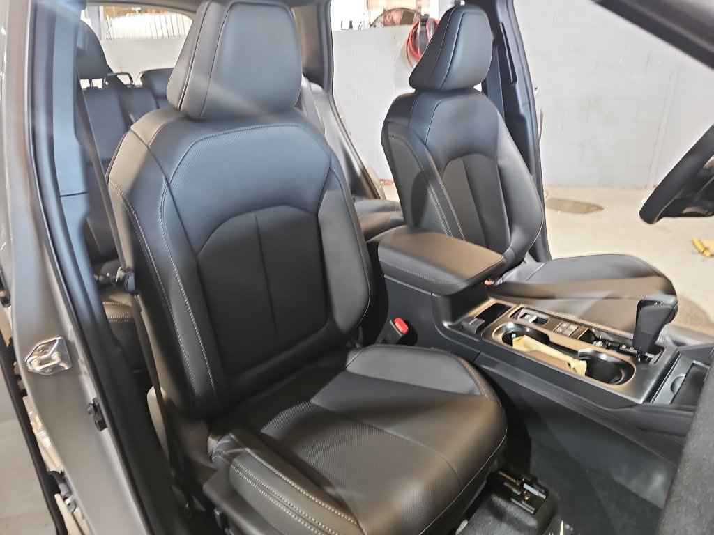 New 2026 Subaru Outback Limited AWD/4WD image 10