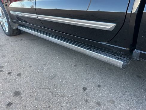 Used 2023 Chevrolet Silverado 1500 High Country w/ High Country Premium Package image 9