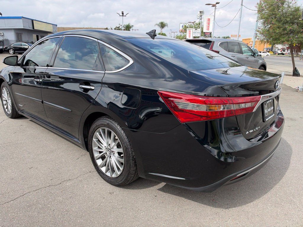 Used 2016 Toyota Avalon Limited w/ Protection Package FWD image 4