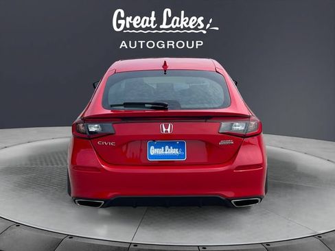 Used 2024 Honda Civic Sport Touring image 4