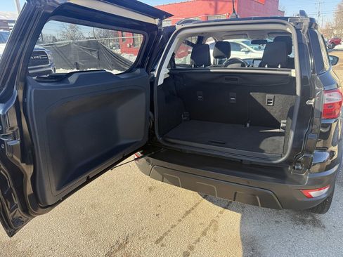 Used 2018 Ford EcoSport SE w/ SE Convenience Package image 15