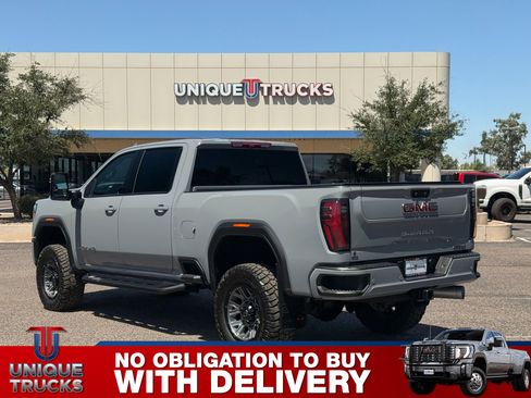 Used 2024 GMC Sierra 3500 AT4 AWD/4WD image 12