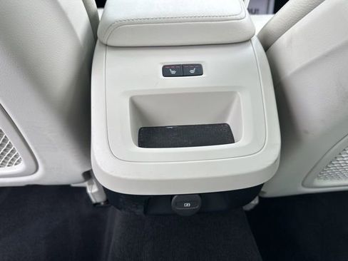 Used 2024 Volvo S60 B5 Plus image 23