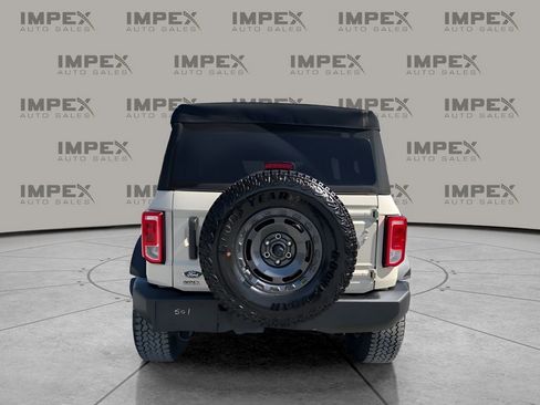Used 2025 Ford Bronco 4-Door w/ Sasquatch Package AWD/4WD image 4