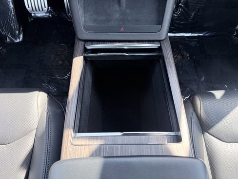 Used 2023 Tesla Model X image 66