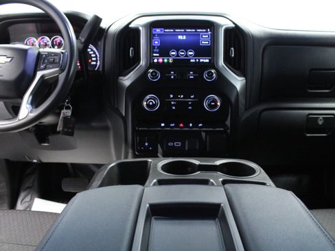 Used 2021 Chevrolet Silverado 3500 LT image 18