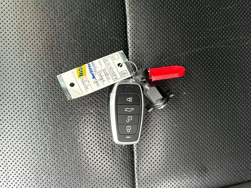 Used 2020 Dodge Charger SXT w/ Leather Interior Group image 29