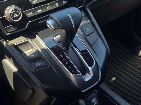 Used 2018 Honda CR-V Touring image 23