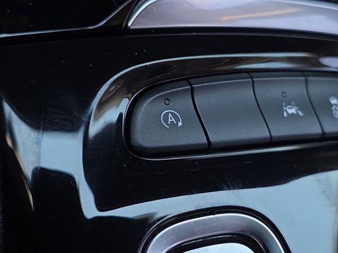 Used 2022 Buick Envision Preferred image 25