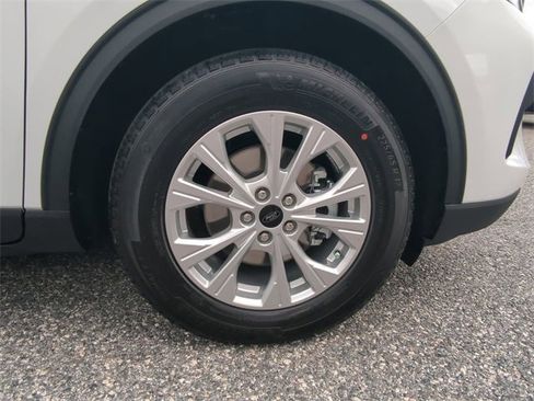 New 2026 Ford Escape Active image 12