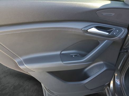 Used 2025 Audi Q6 e-tron Premium w/ Convenience Package image 15