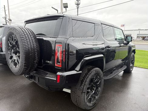 New 2026 GMC Hummer EV SUV image 4