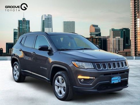 Used 2018 Jeep Compass Latitude w/ Safe & Security Group image 8