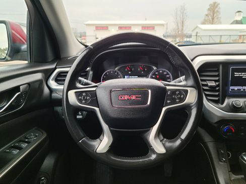 Used 2017 GMC Acadia SLT image 10