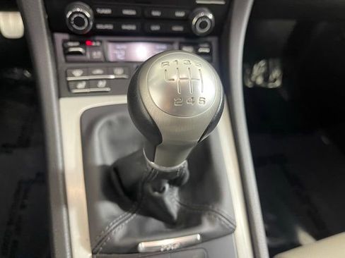 Used 2024 Porsche 718 Boxster image 35