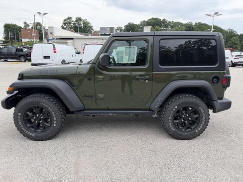 Used 2021 Jeep Wrangler Sport AWD/4WD image 4