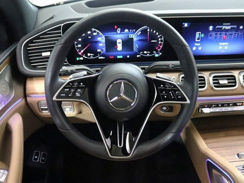 Used 2024 Mercedes-Benz GLE 450e 4MATIC w/ Driver Assistance Package image 5