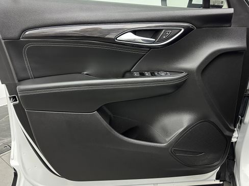 Used 2023 Buick Envision Preferred image 11