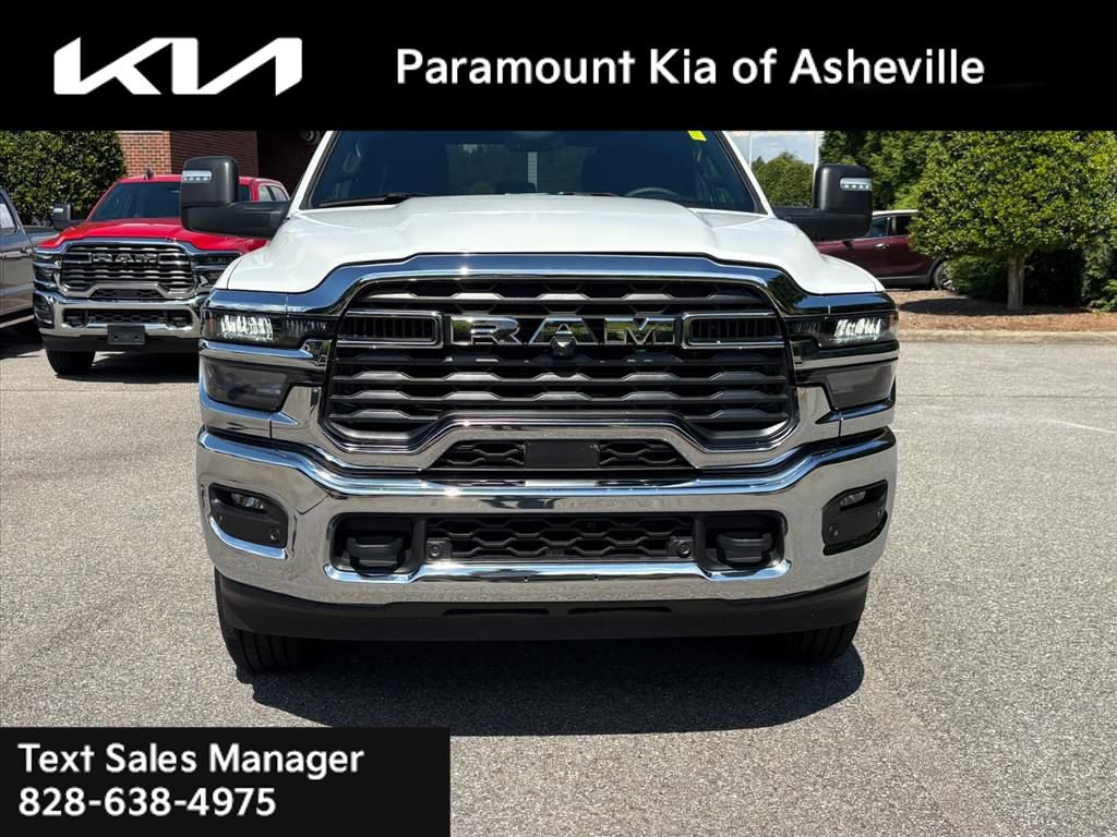 Used 2026 RAM 2500 Big Horn AWD/4WD image 2