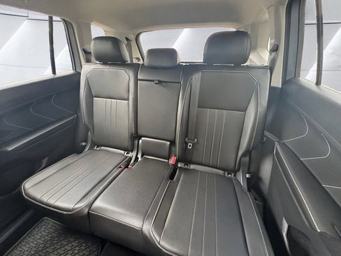 Certified 2023 Volkswagen Tiguan SE FWD image 20