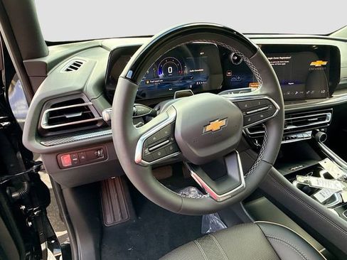 New 2026 Chevrolet Traverse High Country image 12
