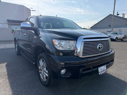 Used 2011 Toyota Tundra Limited image 3