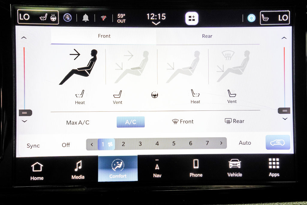 Used 2023 Chrysler Pacifica Limited FWD image 33