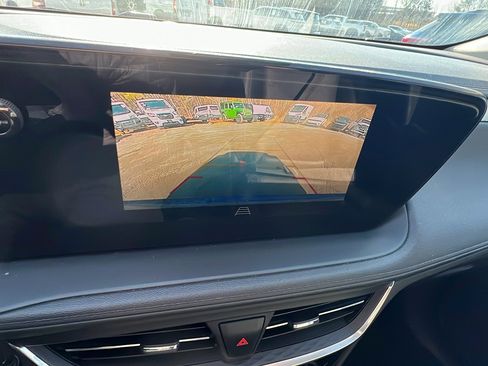 Used 2024 Buick Encore GX Sport Touring image 31