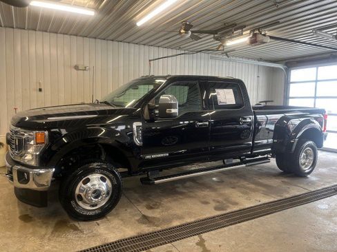 Used 2022 Ford F350 XLT w/ XLT Premium Package image 24