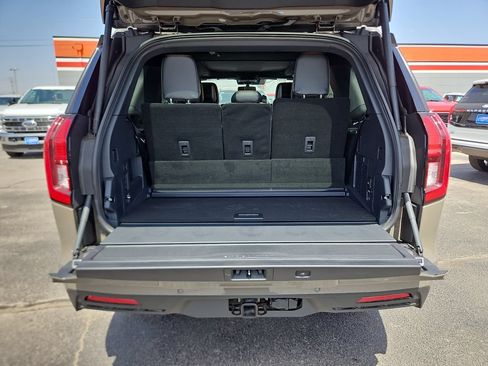 New 2027 Ford Expedition Tremor w/ Driver's Package AWD/4WD image 18