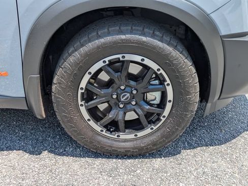 Used 2025 Nissan Pathfinder Rock Creek AWD/4WD image 11