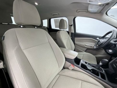 Used 2017 Ford Escape SE w/ SE Cold Weather Package image 13