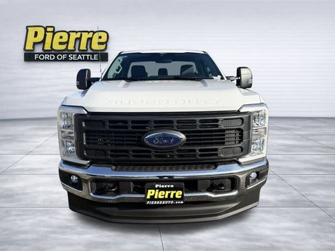 New 2026 Ford F250 XL w/ XL Chrome Package image 7