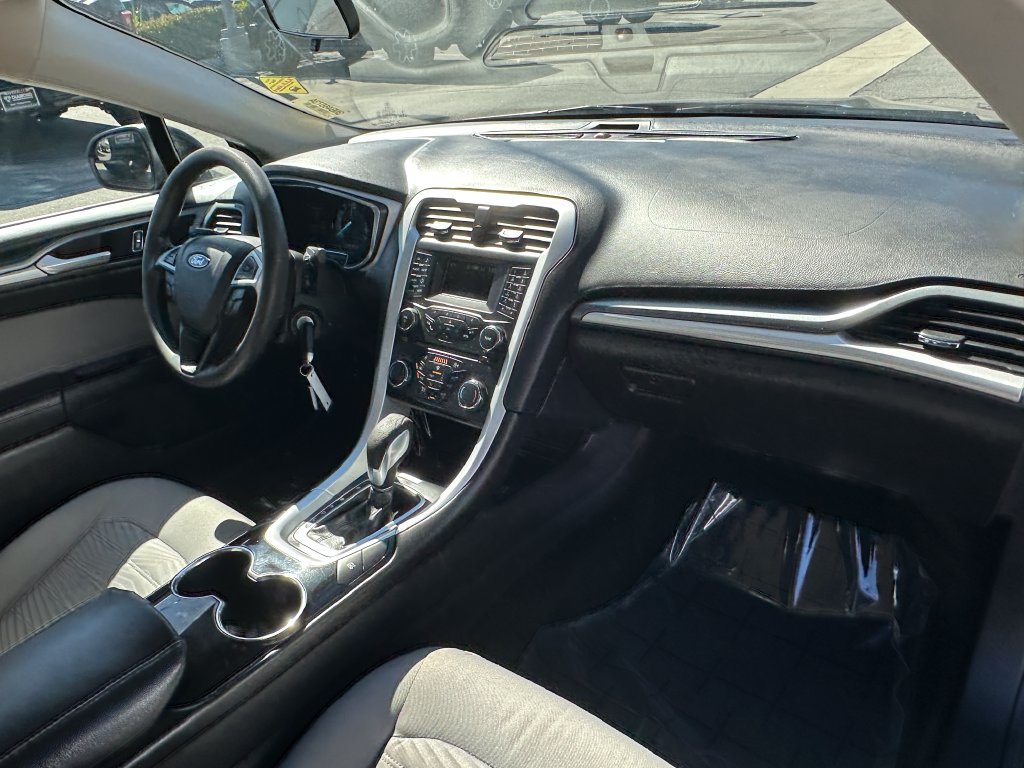 Used 2016 Ford Fusion S FWD image 15
