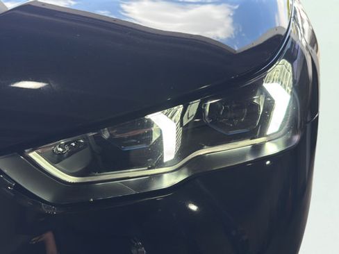 Used 2024 BMW 530i w/ Executive Package RWD image 30