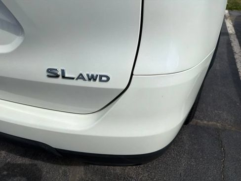 Used 2016 Nissan Rogue SL w/ SL Premium Package AWD/4WD image 6