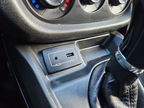 Used 2017 RAM ProMaster City Tradesman SLT w/ Rear Back-up Camera Group image 24